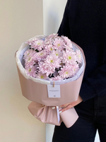 Букет из 5 веток розовой хризантемы