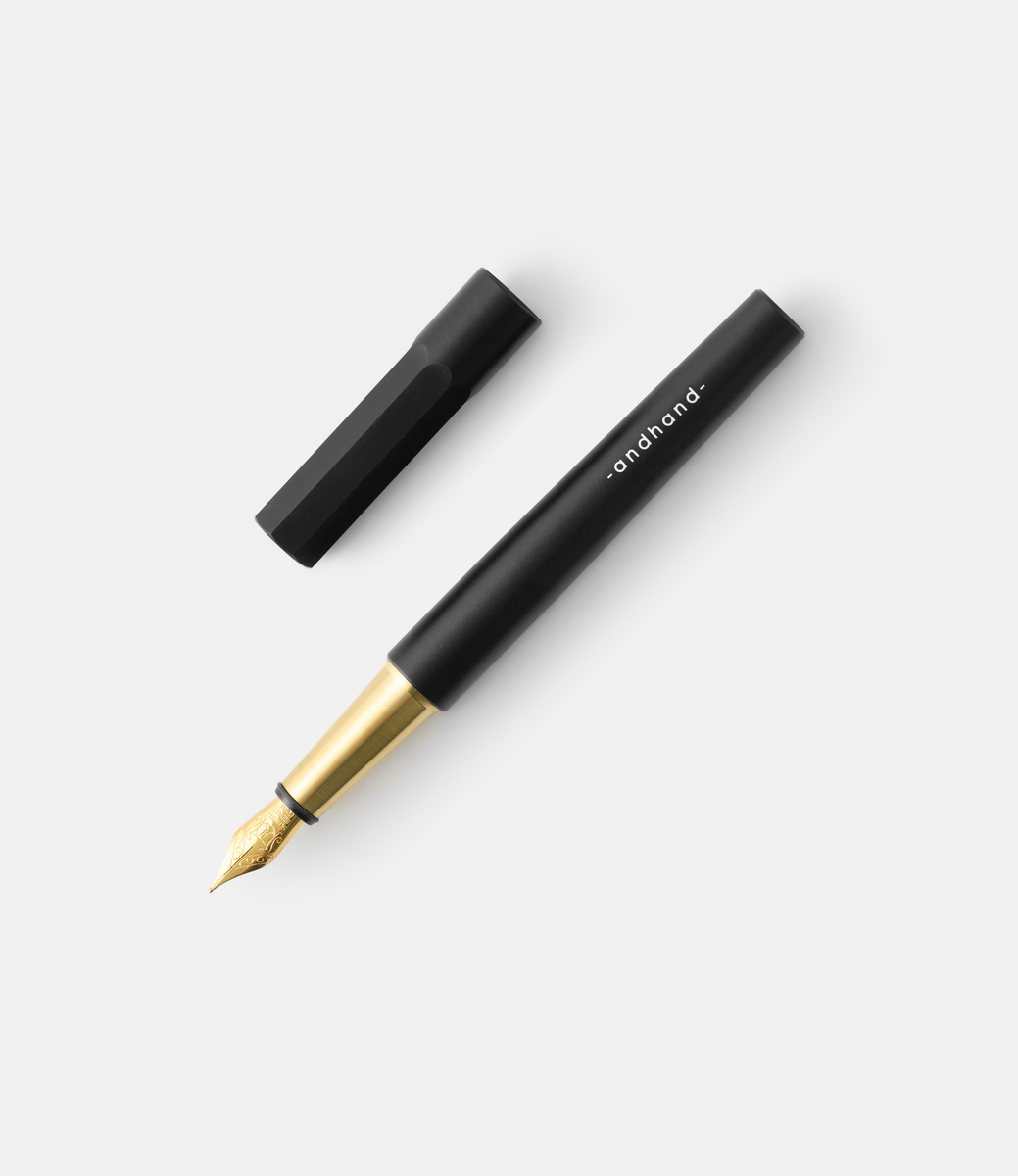 Andhand Method Fountain Pen Black + Brass — перьевая ручка из латуни и алюминия