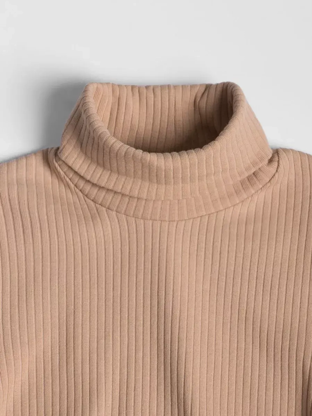 Бежевый лонгслив для девочки