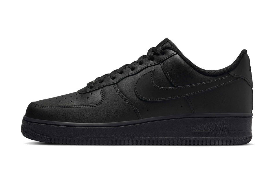 Nike Air Force 1 Low "Triple Black"