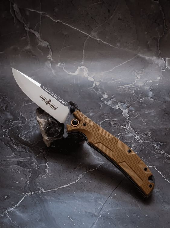 Складной нож из стали D2 Extrema-Ratio Коричневый