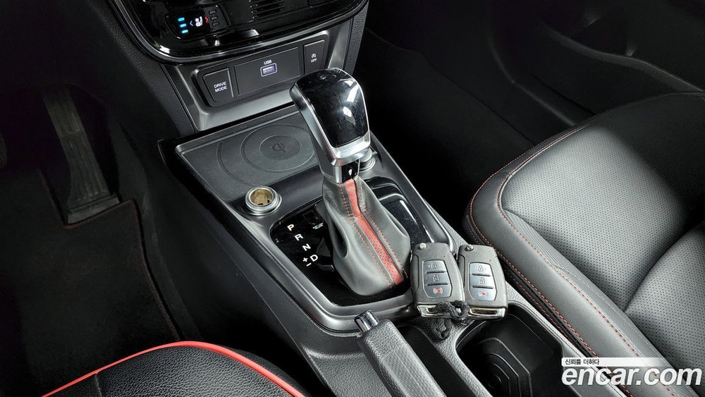 KG Mobility (Ssangyong) Very New Tivoli Бензин 1.5 2WD (07.2020)