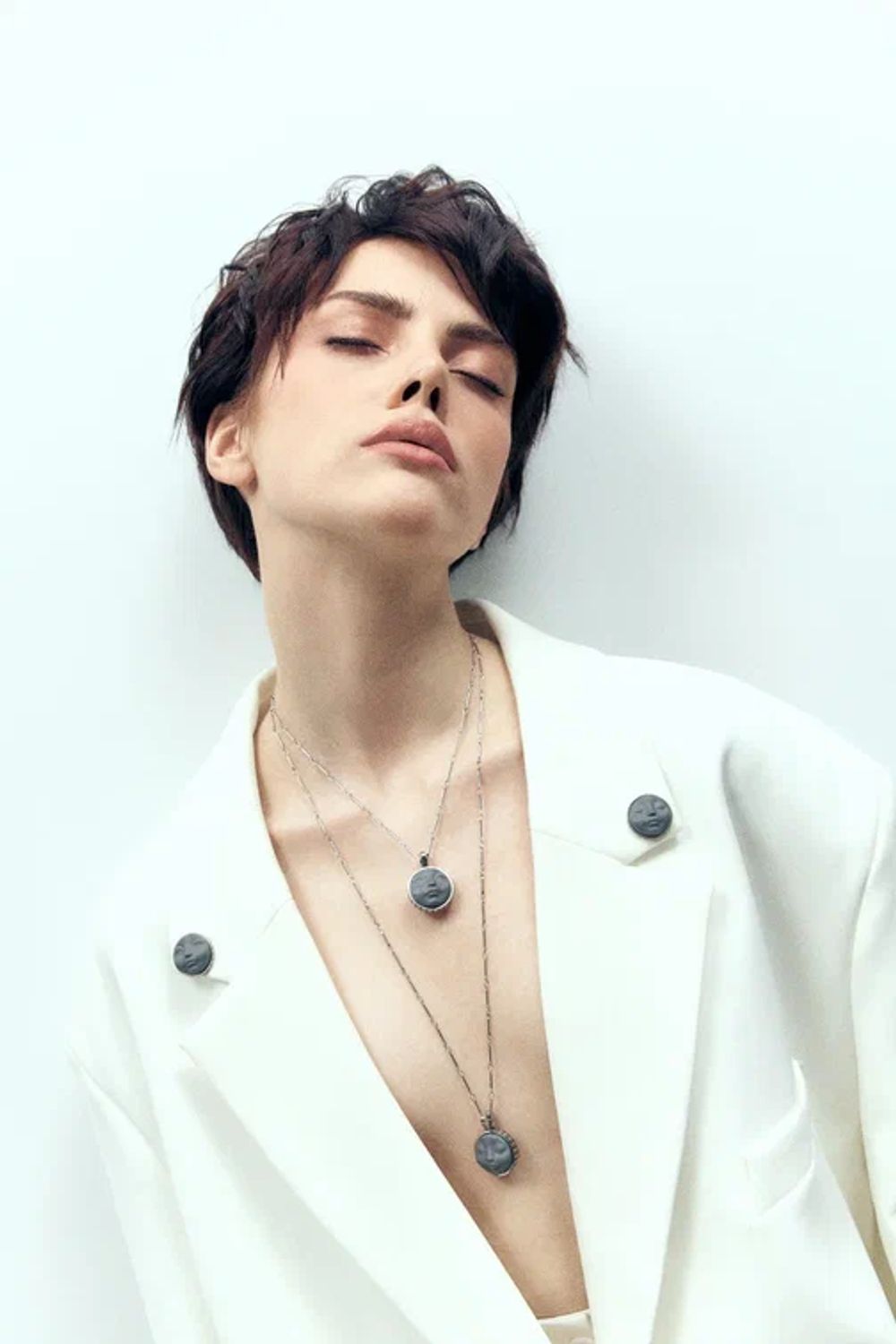 Подвеска Лица, серый фарфор