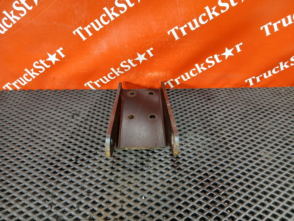 Кронштейн амортизатора переднего 2018г