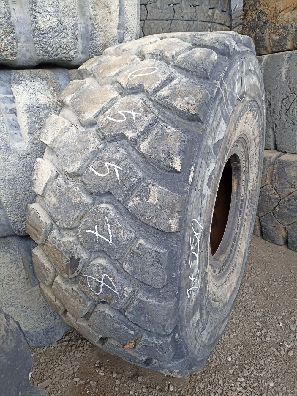 29.5R25 Galaxy HTSR400 шина б/у