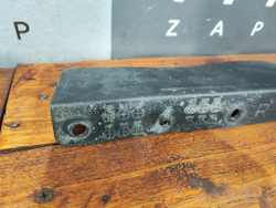 Брызговик передний правый Toyota Land Cruiser 300 21-нв Б/У Оригинал 5385360040