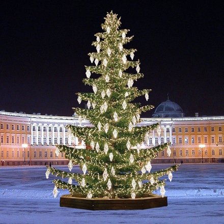 Светодинамическая елка ствольная со скамейкой, встроенная гирлянда: Теплый свет - "Лесная" (Литая хвоя) от 6 до 18 м