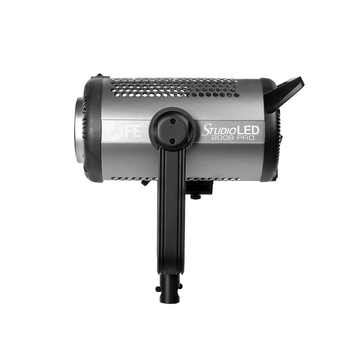 Осветитель студийный Falcon Eyes Studio LED 200B PRO