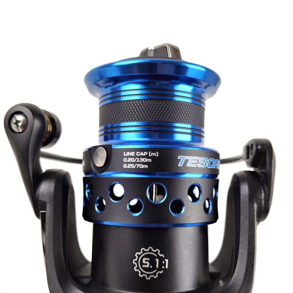 Катушка безынерционная F-Fishing Tesoro Feeder 3000