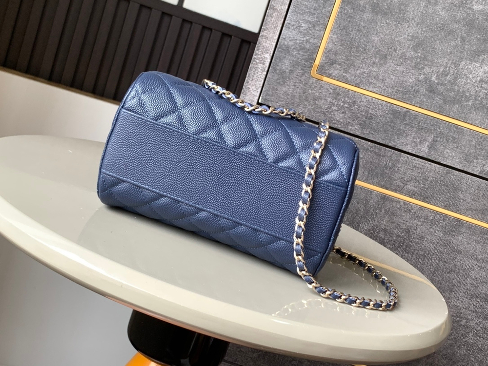 Chanel Bag 18 cm