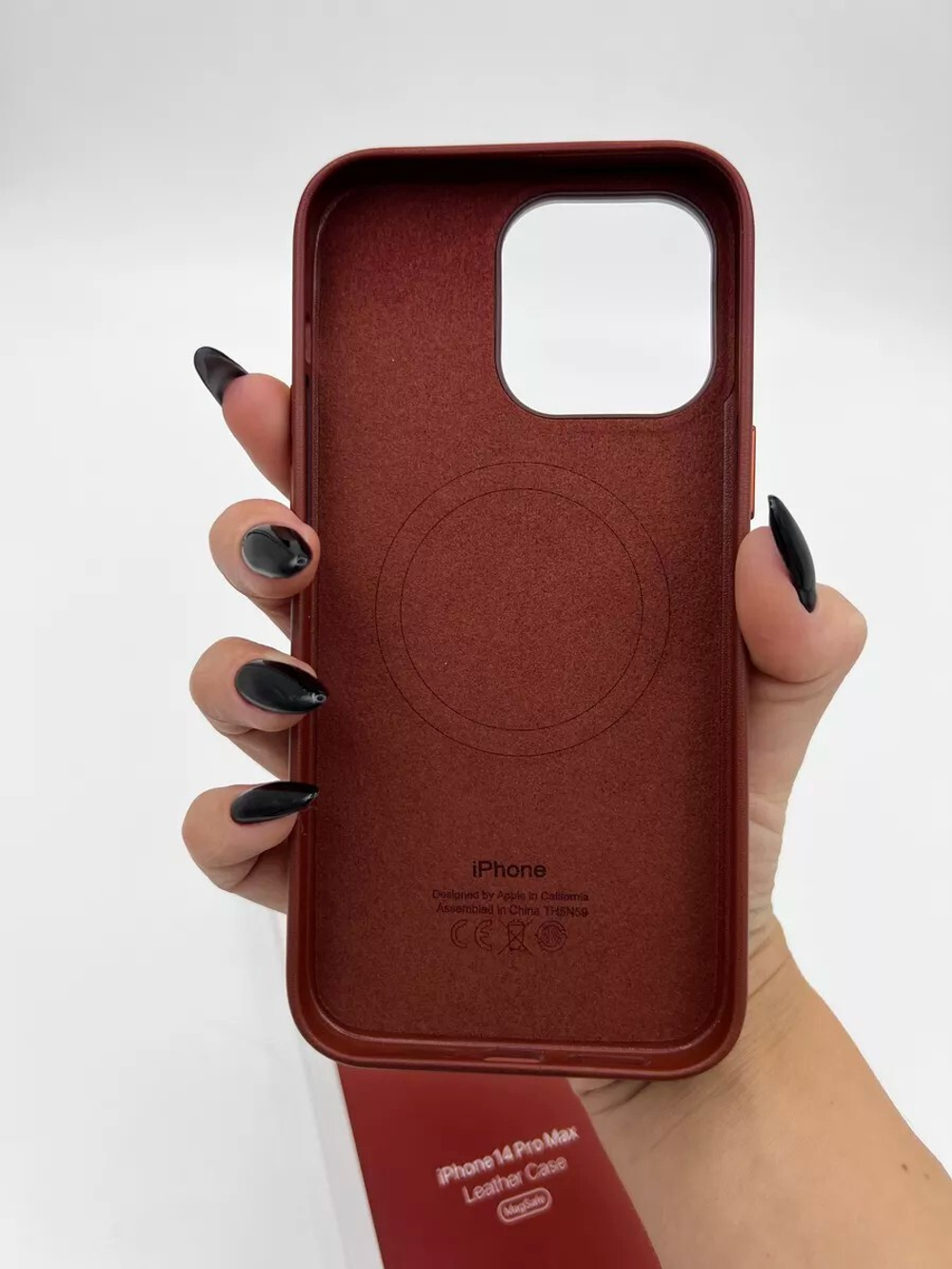 Кожаный чехол Leather Case iPhone 14 Pro Max, Umber Темно-Коричневый