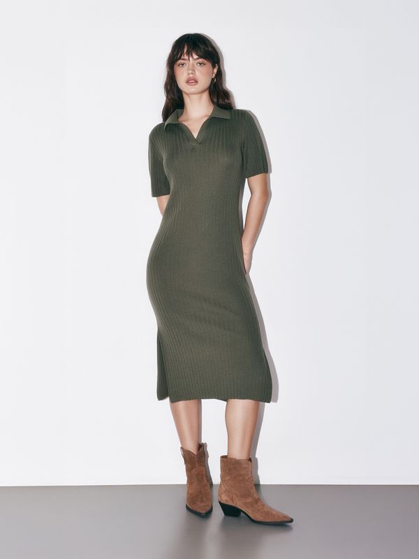 Платье поло вязаное 