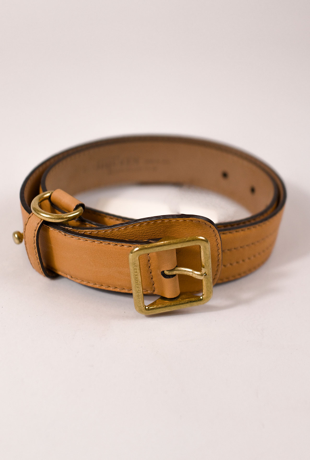 BC2E57D8-BAF5-48E5-A72E-69B7112555CD