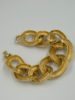 Массивный браслет Givenchy