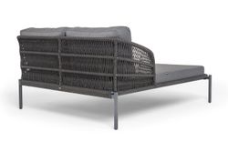 "Позитано" лежак плетеный из роупа, каркас алюминий темно-серый (RAL7024) муар, роуп темно-серый круглый, ткань темно-серая 027