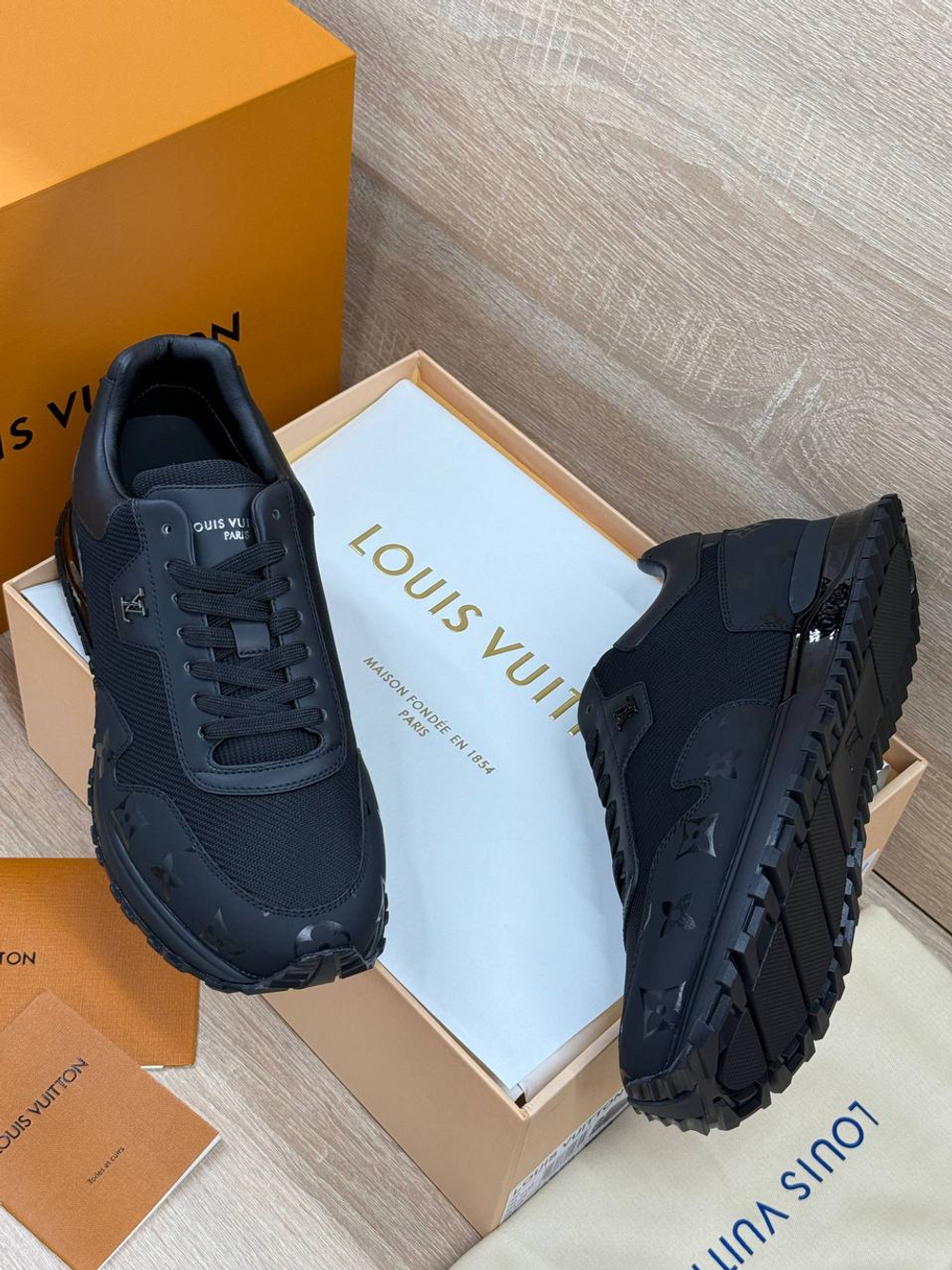 Кроссовки Louis Vuitton