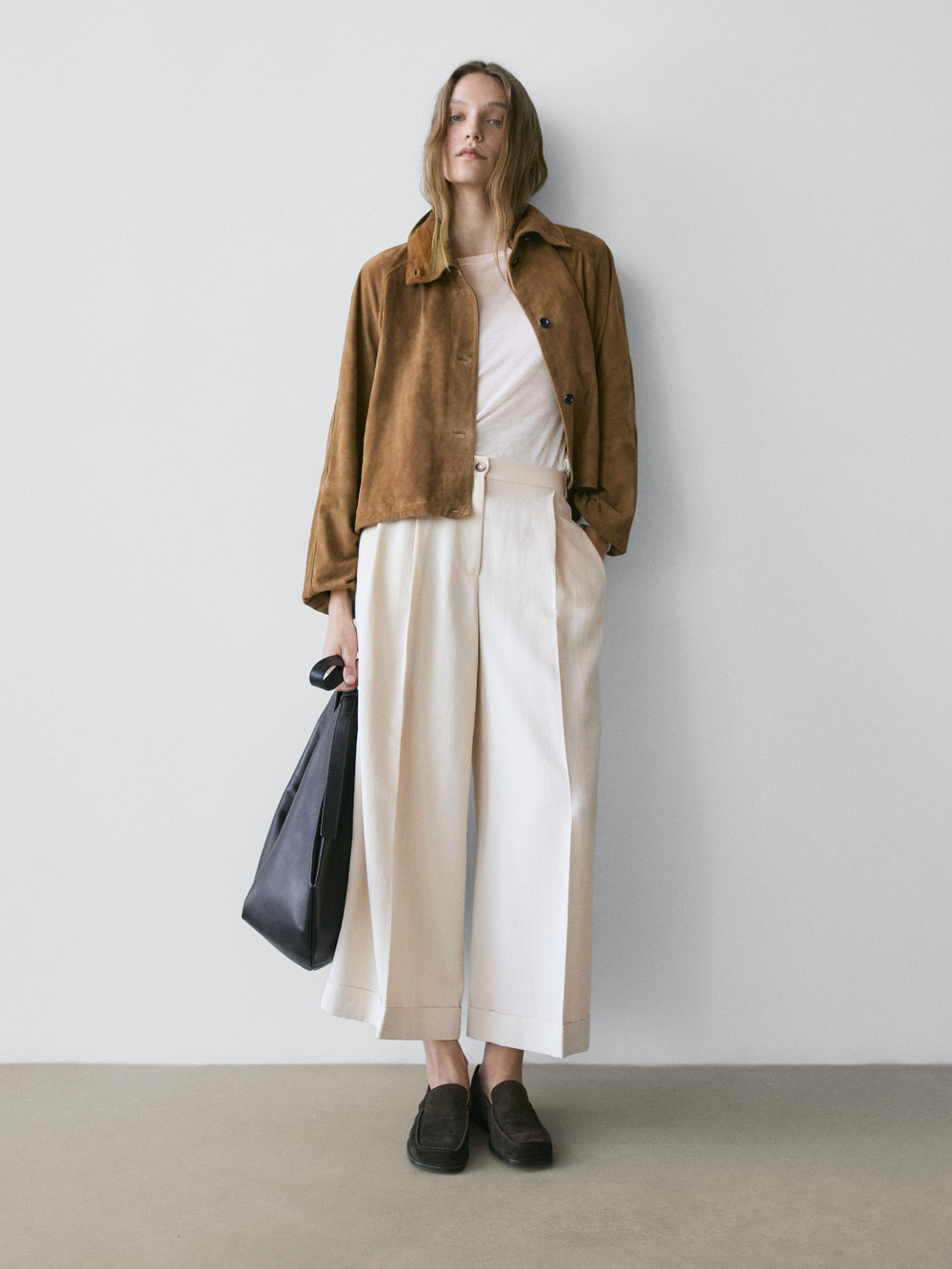 Massimo Dutti Свободные брюки с подвернутыми штанинами, кремовый