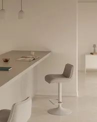 Барный стул Zenda 64-86 см, бежевая синель, белая ножка