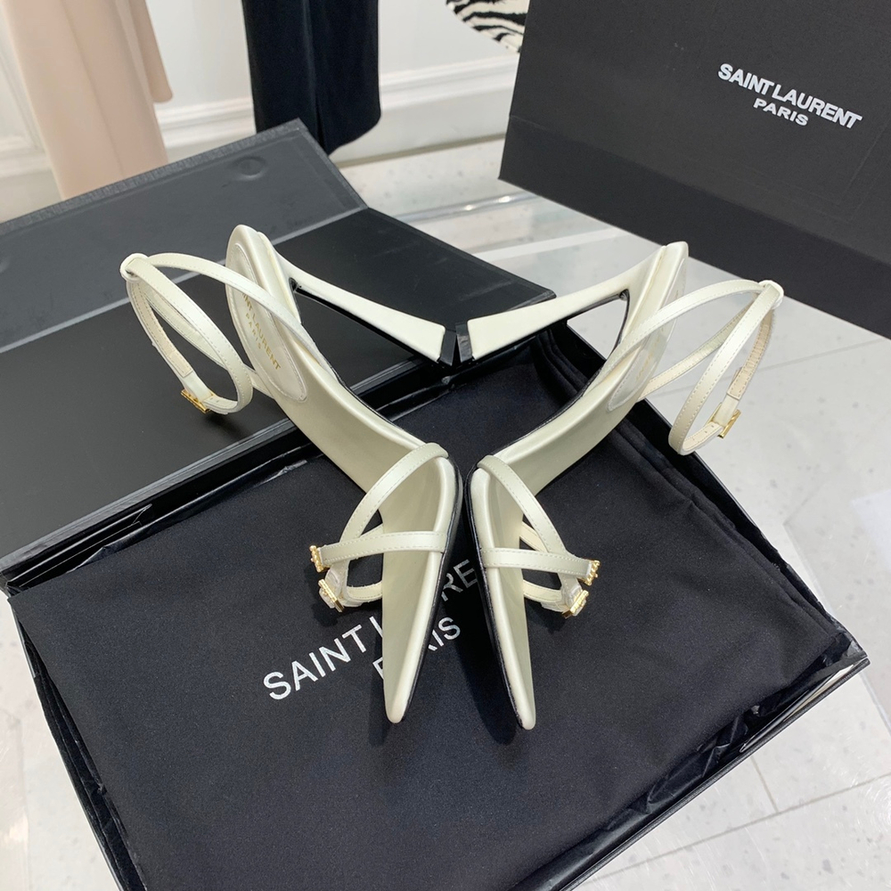 Saint Laurent Pumps