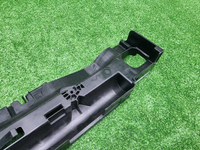 Дефлектор радиатора правый Mercedes S W223 (20-нв)