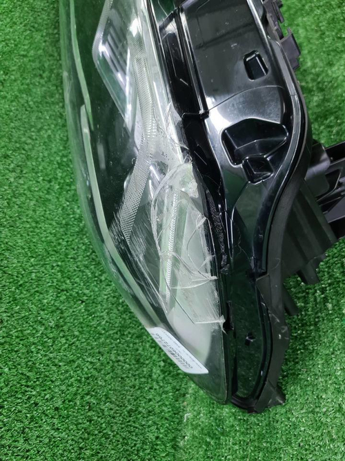 Фара правая BMW 5er G30 (2020-2023) LED