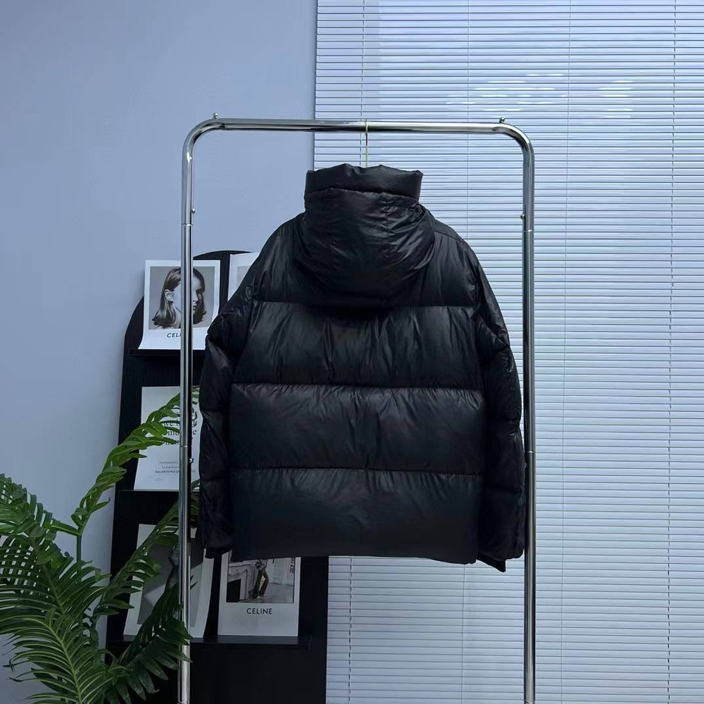 Пуховик Canada Goose