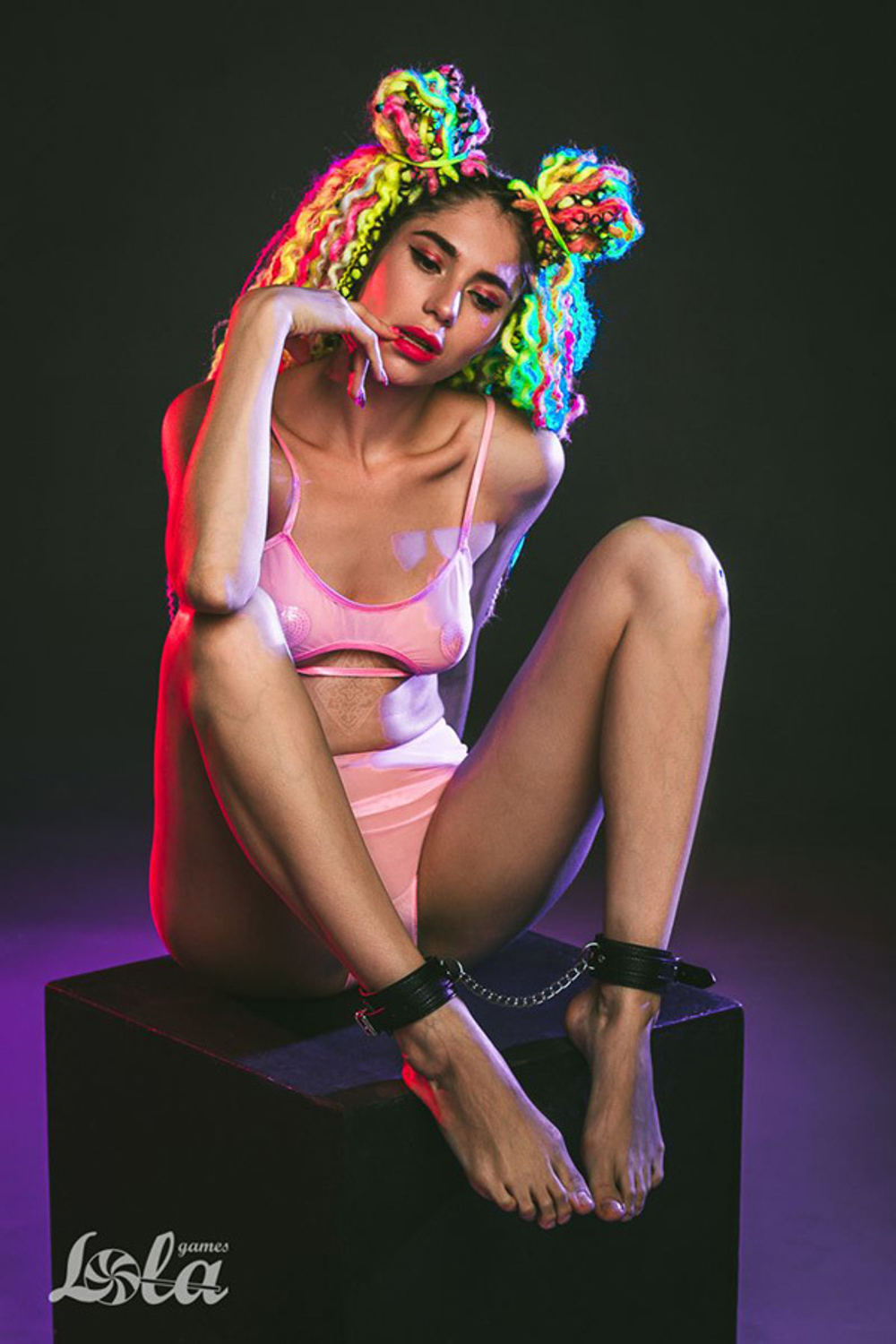 Черные поножи 32,5см Lola Games Party Hard Dreamer 1104-01lola