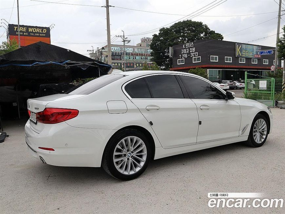 BMW 5 Series (G30) 530i xDrive Luxury Plus (11.2019)