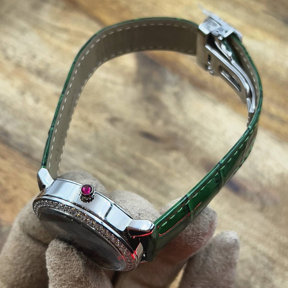 Часы Cartier