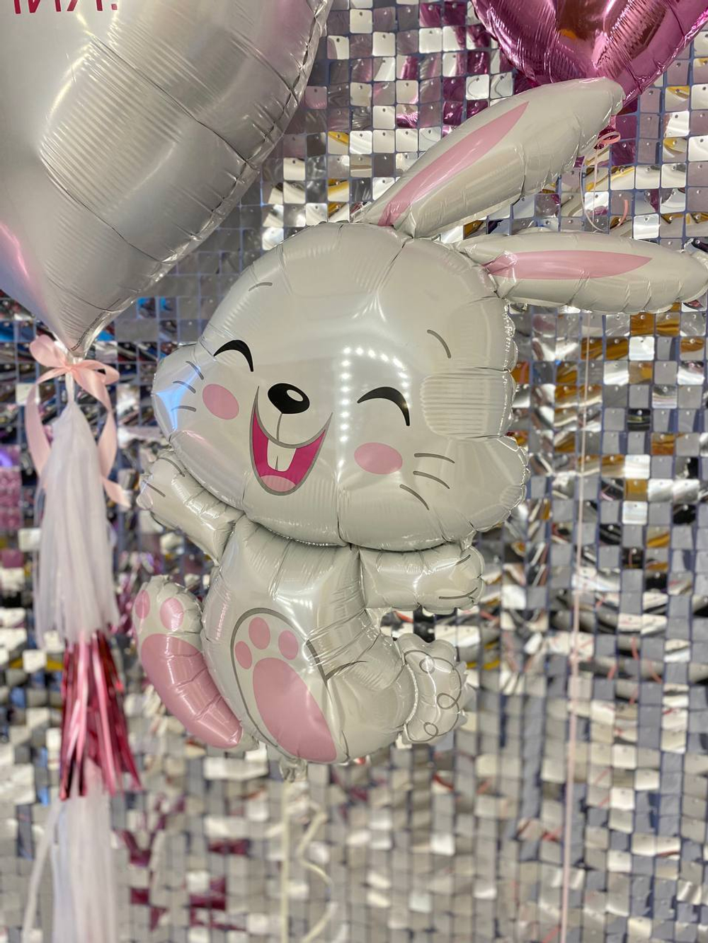 Воздушные шары зайка/заяц для жены/мамы/девушки №35