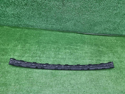 Накладка переднего бампера Москвич 3 (2022-н.в.)