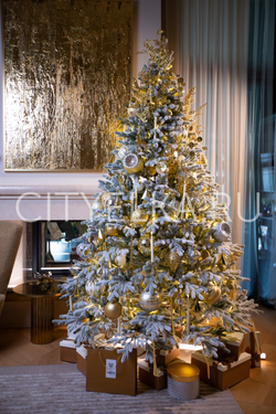 Комплект: Елка Тайла заснеженная с гирляндой, декор Императрица