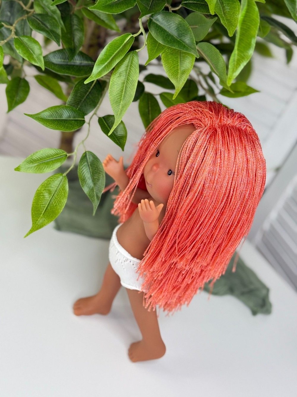 Кукла Nines виниловая 30см PIPPA LATINA без одежды (2899WL7)