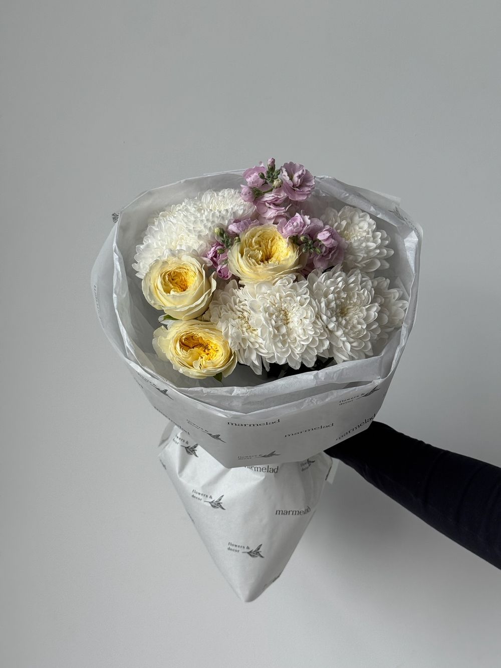 Букет сборный в желтых оттенках размер S