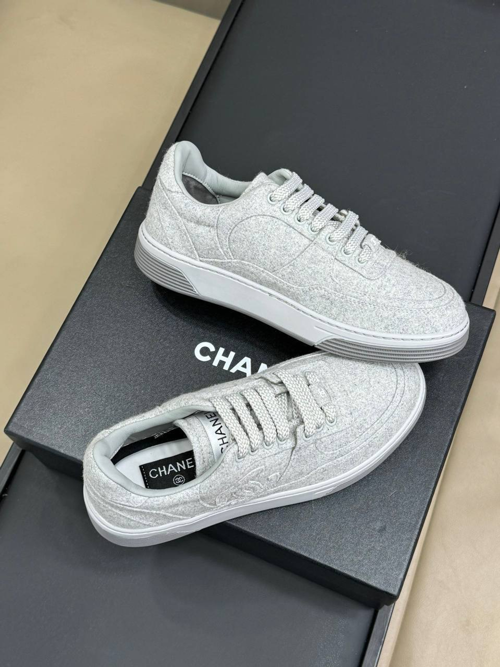 Кроссовки Chanel