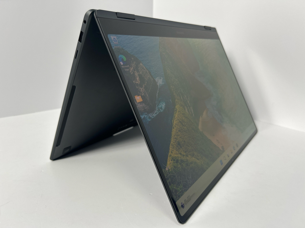 Ноутбук Samsung Galaxy Book 3 Pro 360 NP964 (NP964QFG-KA1IT) 16"/ Intel Core i7 1360P/RAM 16 GB/SSD 512 GB/ Intel Iris Xe graphics/2880х1800/OLED/Windows 11/Подсветка кл-ры: LED/графитовый. Состояние: A1