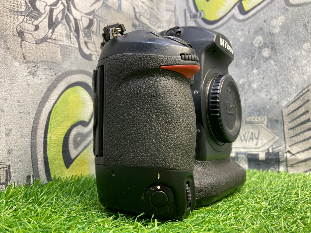 Nikon D3s (109 000 кадров) Покупка/Продажа