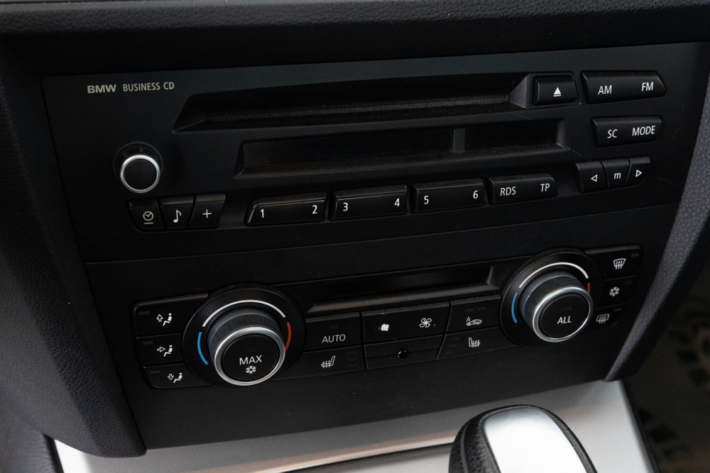 BMW 3-Series, 2011 год