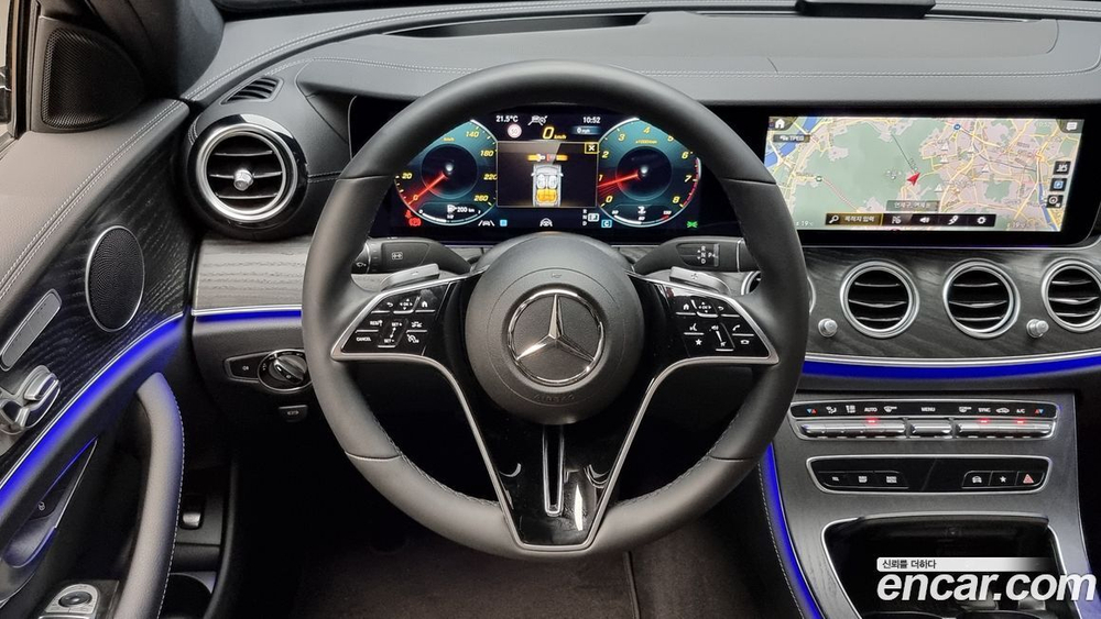 Mercedes-Benz E-Class W213 E250 AMG Line (10.2022)