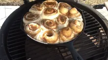 Керамический гриль Big Green Egg М Medium (средний), 40 см, ножки с рукояткой