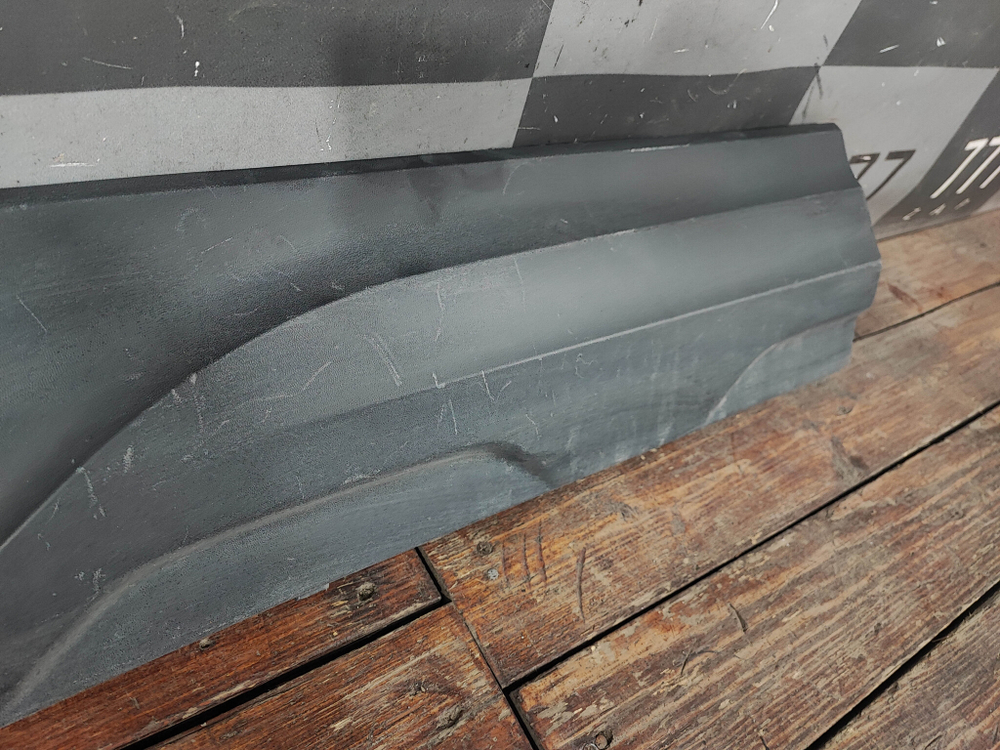 Накладка двери задней правой Volkswagen Taos 21-нв Б/У Оригинал 2GL854950