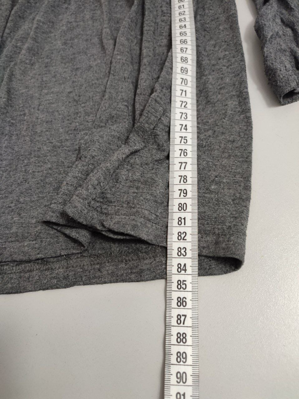 Платье серое открытое 44 размер