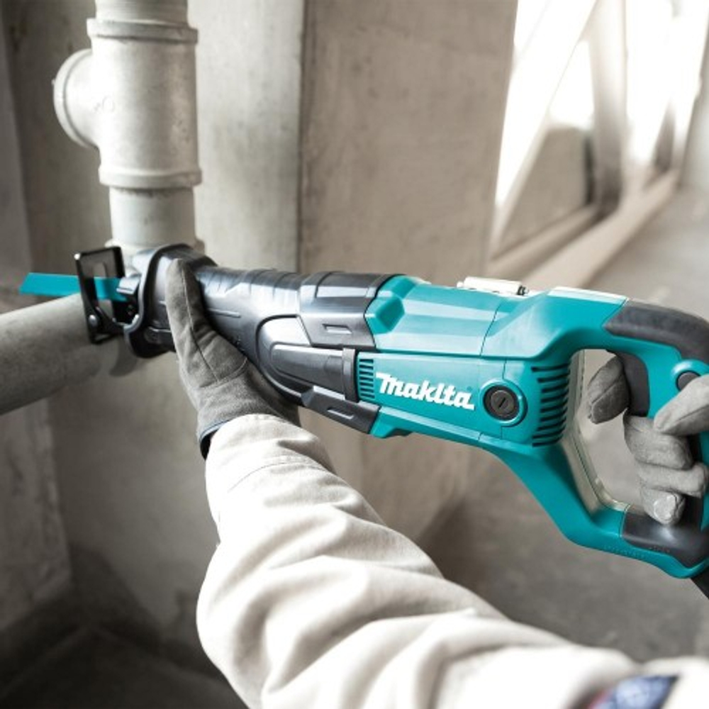 Пила сабельная сетевая MAKITA JR 3061 T JR3061T