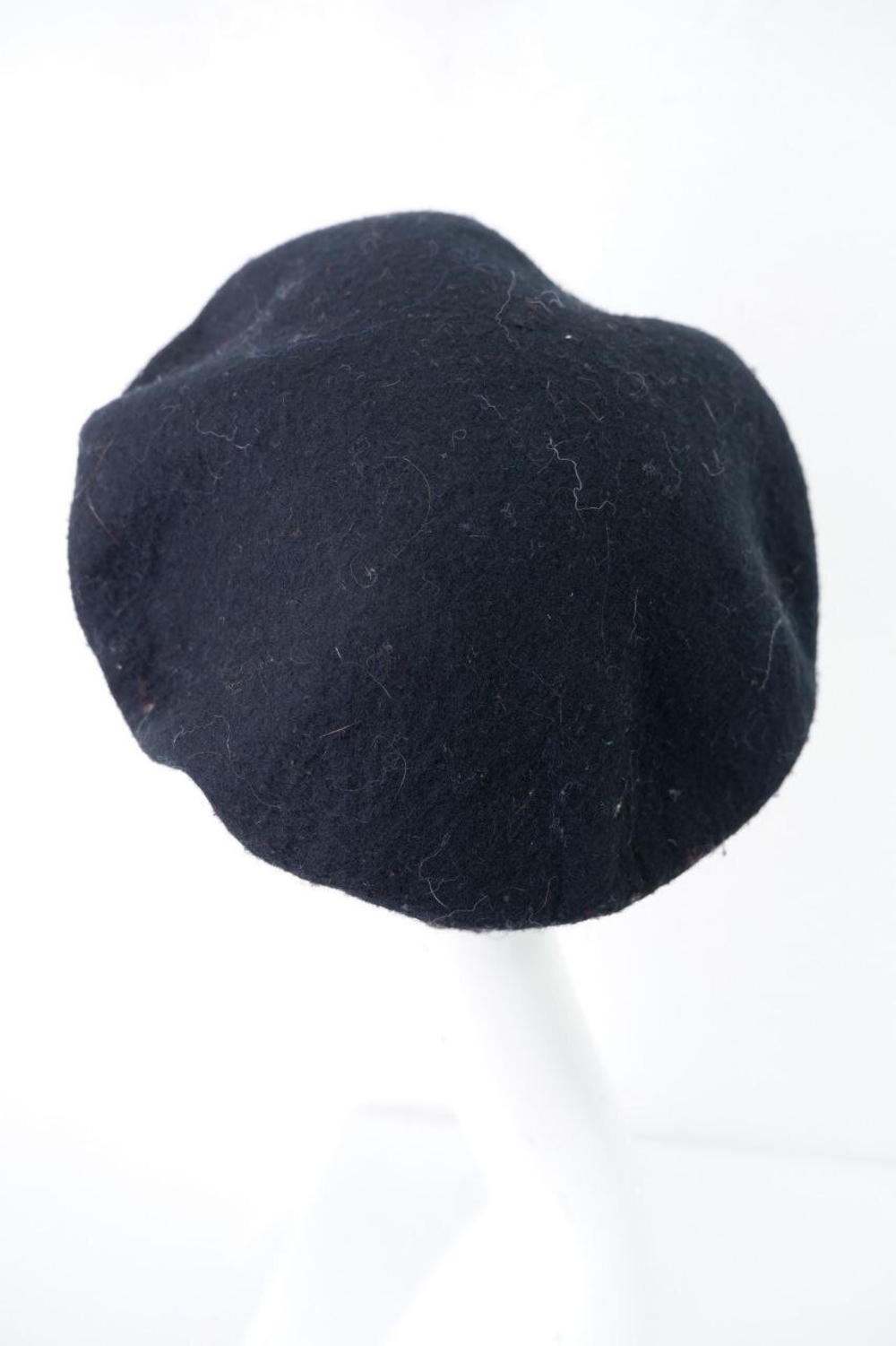 Берет шерстяной черный