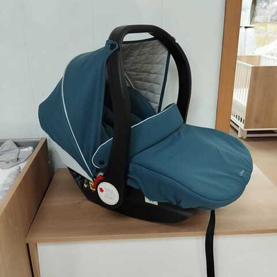 Автолюлька Carrello Ultimo I-Size гр. 0+ (0-13 кг)