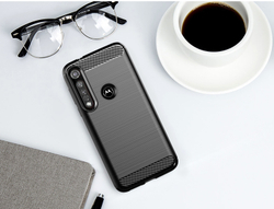 Чехол для Motorola Moto G8 plus цвет Black (черный), серия Carbon от Caseport