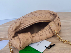 Bottega Veneta Mini Jodie 28 cm