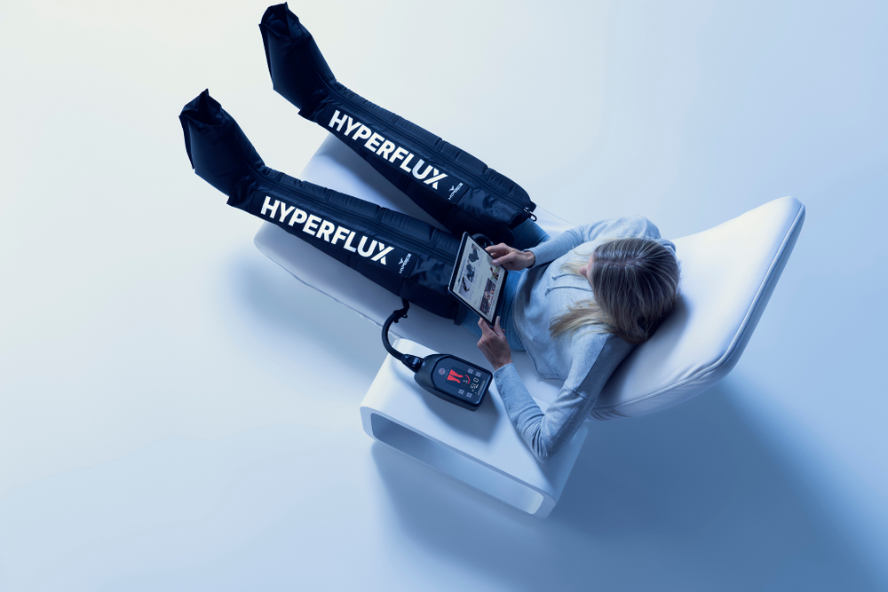 Комп-т:Комп-т компр.системы Normatec,мод.Hyperflux c сумкой+Пояс Venom LIGHT BLACK HyperIce