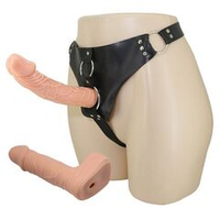 Женский страпон с двум сменными насадками - 19,8 и 15 см.