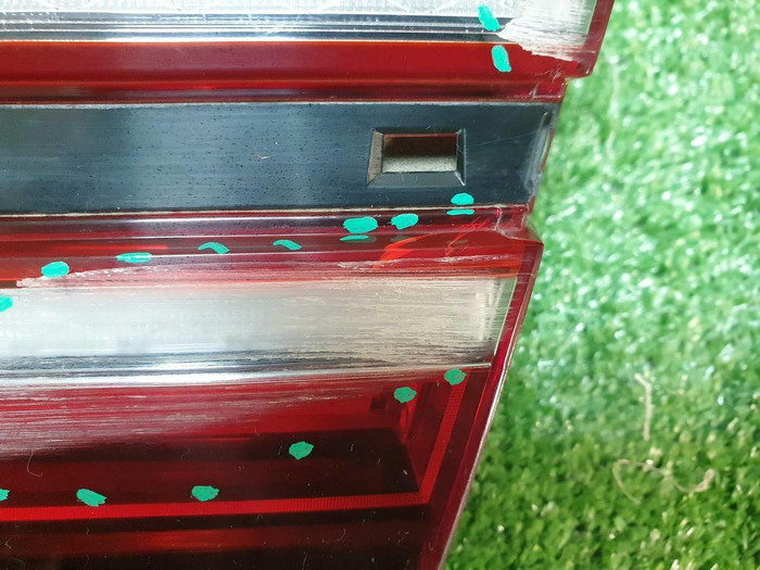 Фонарь правый внутренний Genesis G80 2 (2020-н.в.)